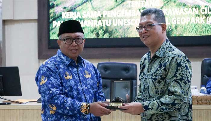 Bupati Sukabumi Marwan Hamami