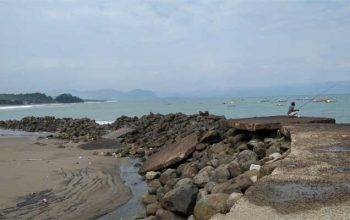 Dermaga Pajagan Cisolok Sukabumi