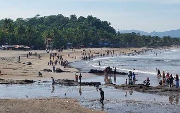 Pantai Palabuhanratu Sukabumi