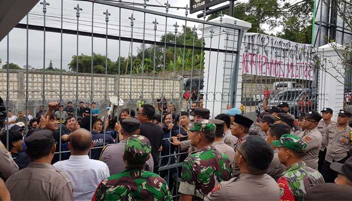 Soal PPDB, KCD V Sukabumi Didemo