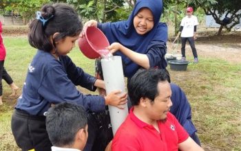 Kontingen Palang Merah Indonesia (PMI) Jawa Barat ditetapkan menjadi juara favorit pada wahana kepalangmerahan pada Jumpa, Bakti, Gembira (Jumbara)