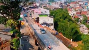 Kabar Baik, Jembatan Cikereteg Sukabumi-Bogor Dibuka untuk Mobil