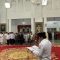 Presiden Joko Widodo mengukuhkan anggota Paskibraka 2023 di Istana Negara, Jakarta, Selasa (15/8/2023) sore. (ANTARA)