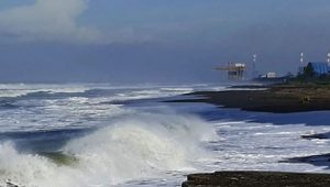 Termasuk Pantai Sukabumi, Waspadai Gelombang Sangat Tinggi di Laut Selatan