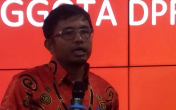 Anggota KPU RI, Idham Holik