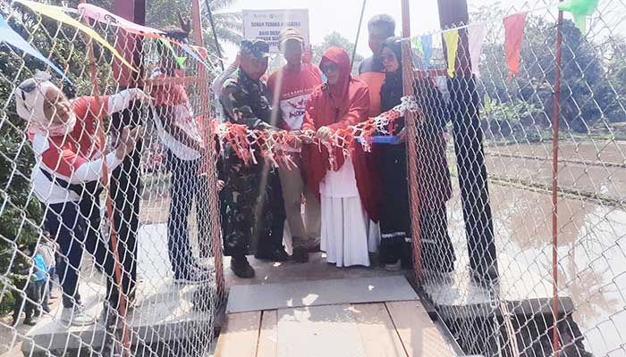 Jembatan Warungkalapa Sukabumi