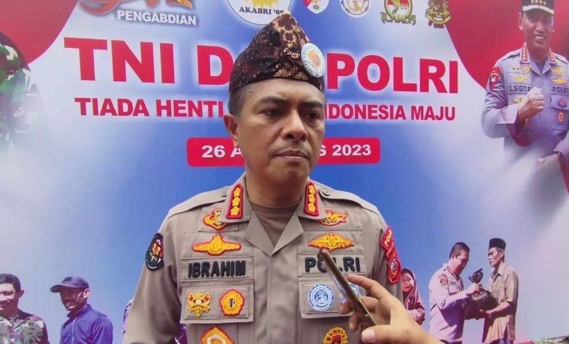 Kepolisian Daerah (Polda) Jawa Barat menurunkan sejumlah personel untuk mengantisipasi dan menanggulangi kebakaran hutan dan bencana kekeringan