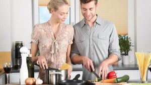 6 Makanan Dapur Bisa Berubah Menjadi Racun Mematikan, Simpan Dengan Benar!