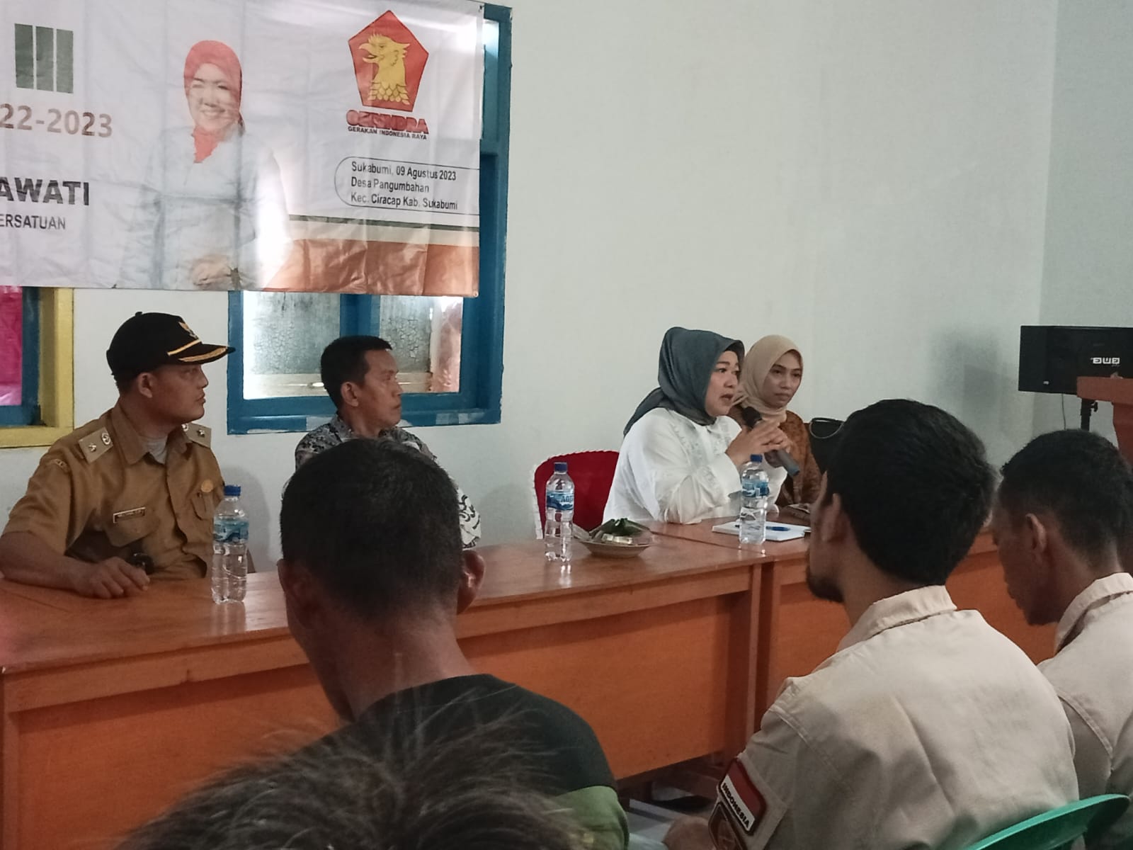 RESES : Anggota DPRD Provinsi Jawa Barat Fraksi Gerindra, Lina Ruslinawati  Kembali melakukan kegiatan reses  ke III Tahun Sidang 2022 – 2023 di Kecamatan Ciracap 