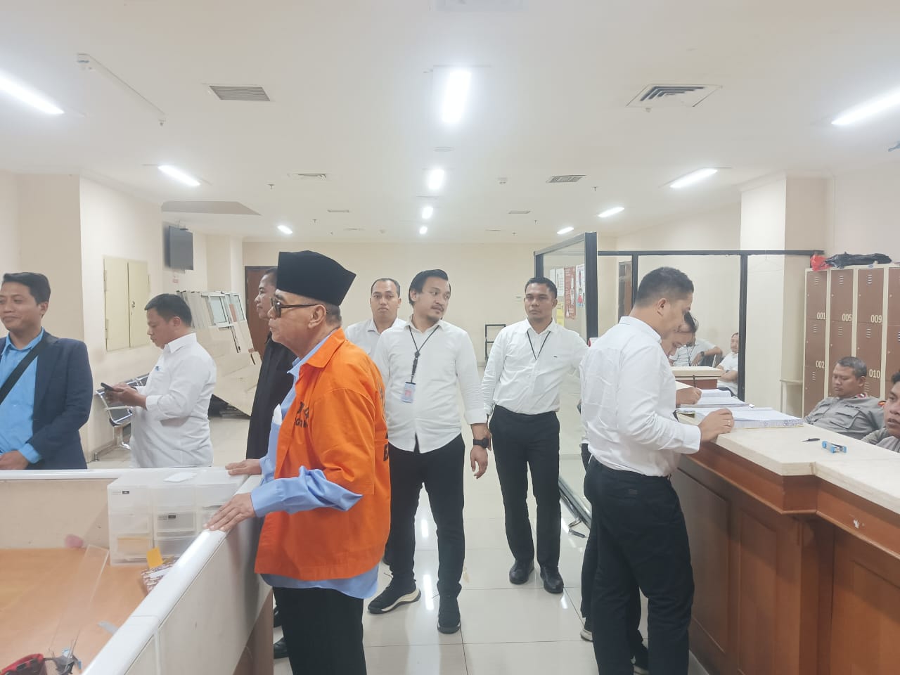 https://disway.id/read/726862/2-laporan-panji-gumilang-dicabut-bareskrim-kasus-penistaan-agama-tetap-diproses/15