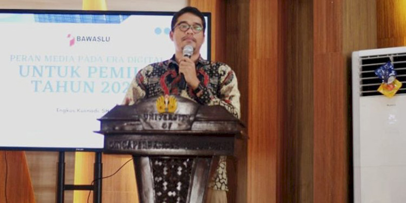Ketua Bawaslu Karawang, Engkus Kusnadi
