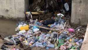 Hasil Riset Sebut Sampah Plastik Air Mineral Kotori Kota dari Medan hingga Bali