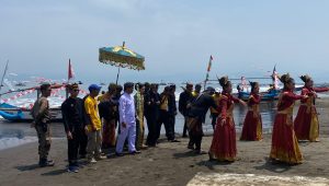 Rayakan Hari Nelayan Perdana, Masyarakat Sangrawayang Simpenan Antusias
