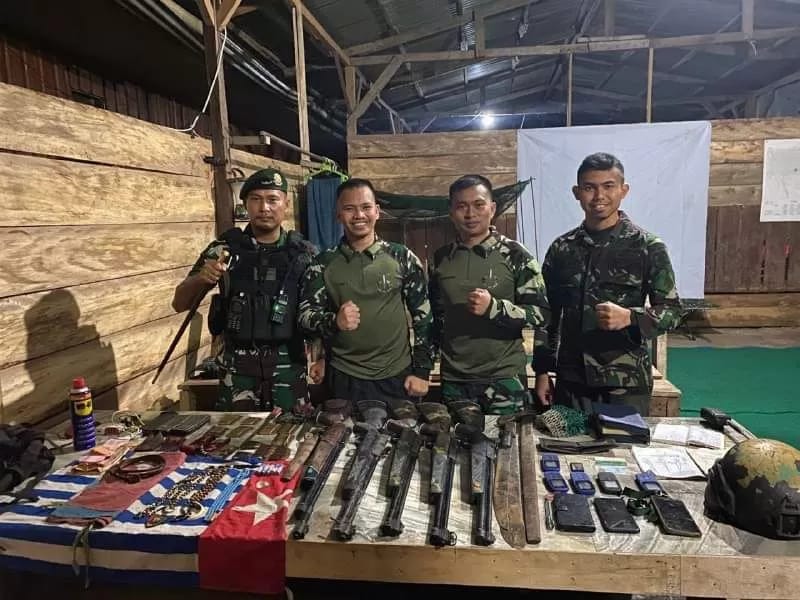 Tentara Nasional Indonesia (TNI) menggerebek markas kelompok kriminal bersenjata (KKB) Papua di Kampung Aluguru, Kabupaten Nduga, Papua Pegunungan, Jumat, 1 September 2023.-Istimewa-