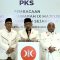 Presiden PKS Ahmad Syaikhu didampingi Sekretaris Jenderal Habib Aboe Bakar Alhabsyi dan Bendahara Umum Mahfudz Abdurrahman/Ist
