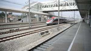 Cara Pendaftaran Naik Kereta Cepat Gratis, Hari Ini Sudah Dibuka