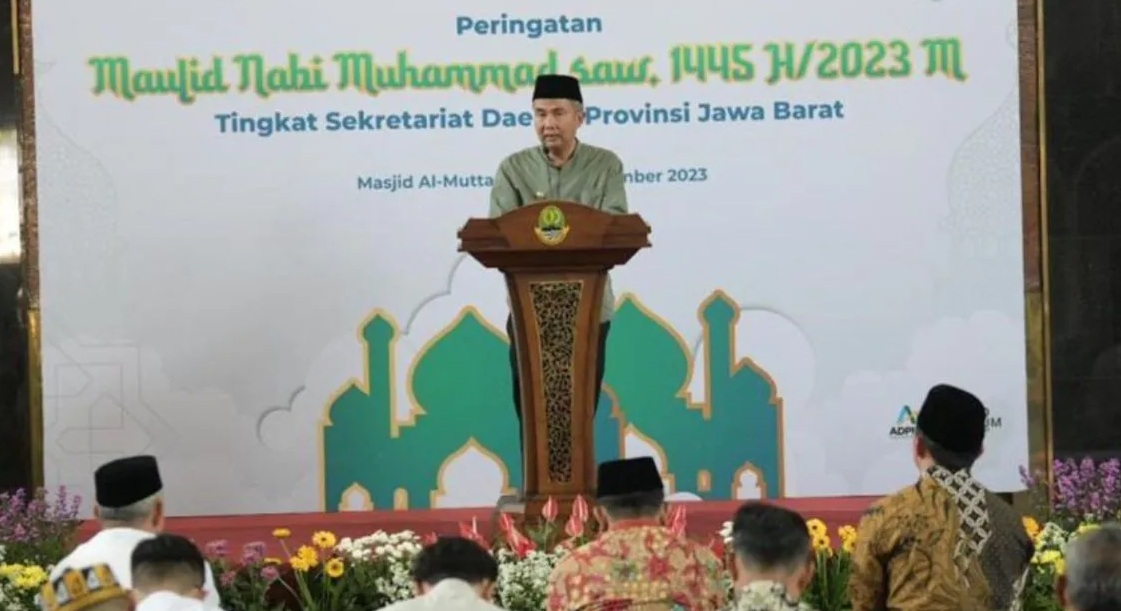 Acara peringatan Maulid Nabi Muhammad SAW di Masjid Al Muttaqin, Kompleks Gedung Sate, Bandung, Jumat (29/9/2023). (Ricky Prayoga)