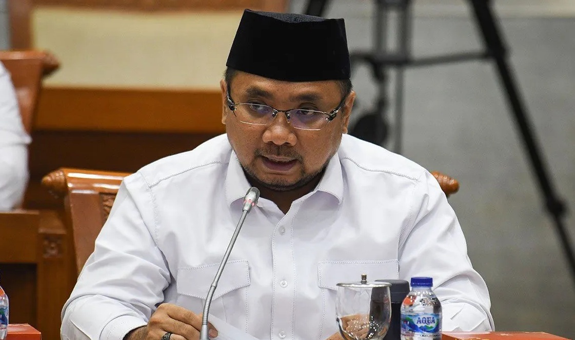 Menteri Agama Yaqut Cholil Qoumas menyampaikan paparan saat rapat kerja dengan Komisi VIII DPR di kompleks Parlemen, Senayan, Jakarta, Senin (18/9/2023).