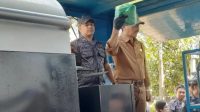 Kepala Badan Kesatuan Bangsa dan Politik (Bakesbangpol) Jawa Barat Iip Hidajat memberikan keterangan di Kompleks Badan Narkotika Nasional (BNN) Jawa Barat, Bandung, Selasa (26/9/2023). 