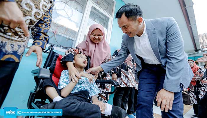 Kadisdik Jabar, Wahyu Mijaya