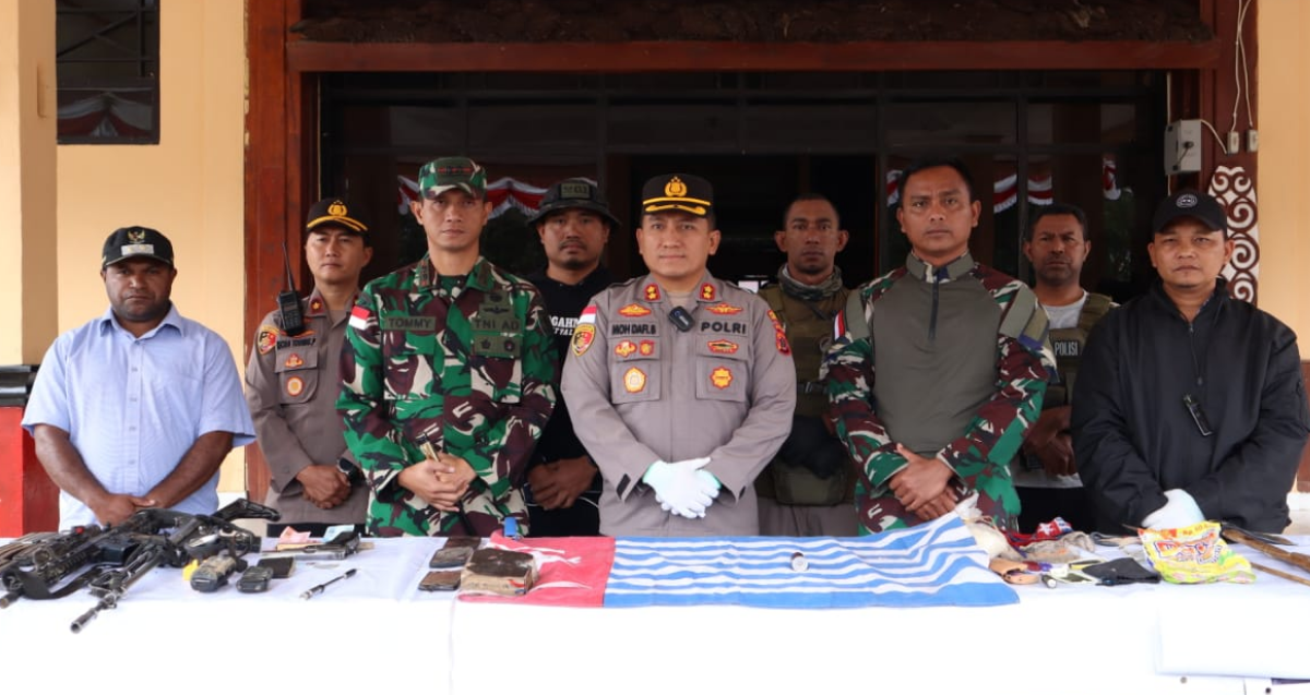 Satgas Damai Cartenz gabungan TNI Polri melumpuhkan 5 anggota KKB, Sabtu 30 September 2023-Humas Polri-