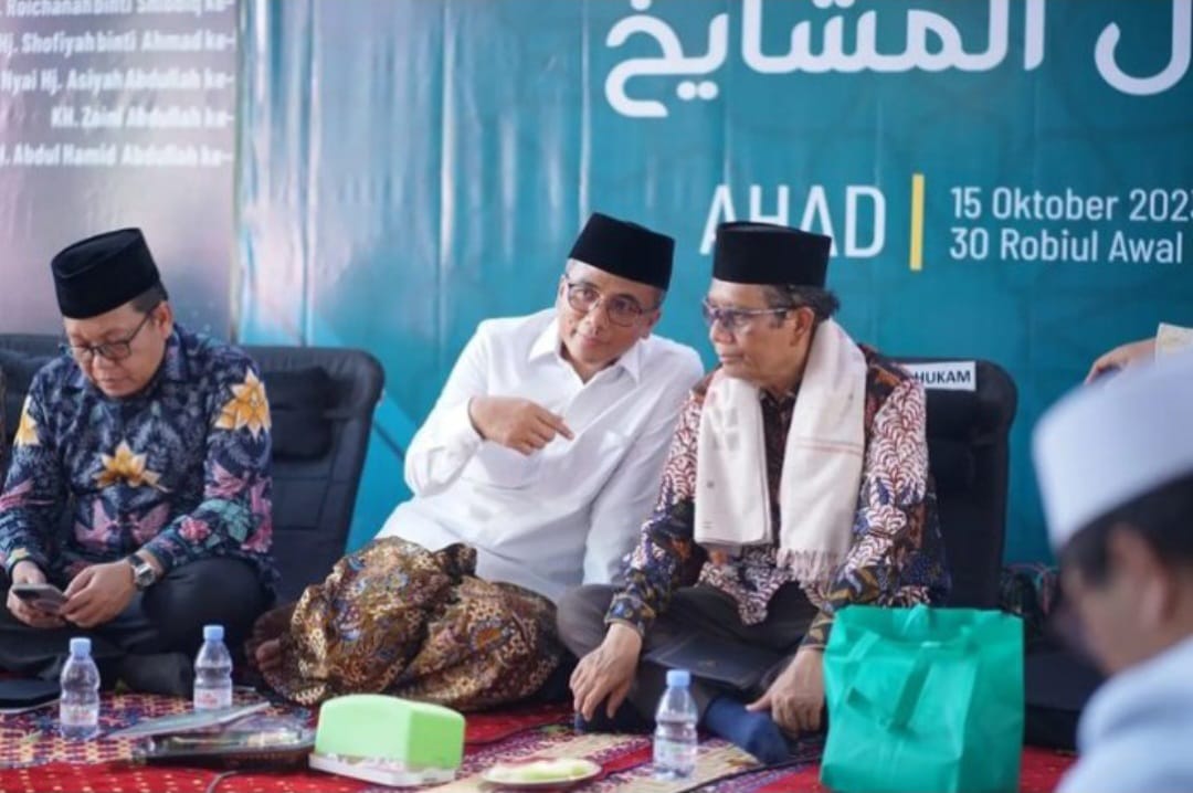 SANTRI TULEN: Calon wakil presiden Mahfud MD dikenal sebagai santri yang cerdas dan profesional di bidangnya. (Foto: Dok. PPP)