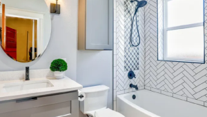 Tips Menghilangkan Bau Apek di Kamar Mandi, Ini 6 Tipsnya