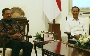 Suasana pertemuan Presiden Joko Widodo bersama Presiden Ke-6 RI Susilo Bambang Yudhoyono di Istana Merdeka, Jakarta, Kamis (10/10/2019). (Bayu Prasetyo)
