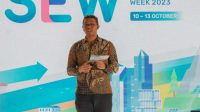 Agus Tampubolon, Manager Proyek Clean