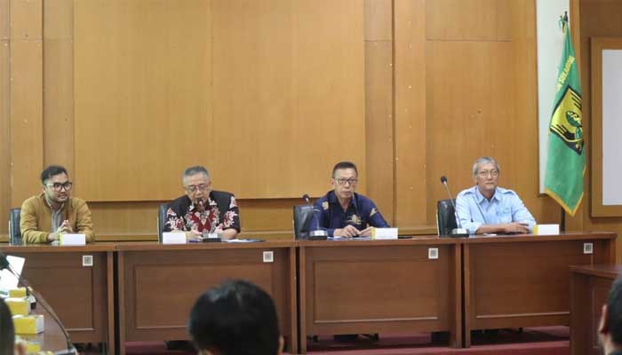 Wakil Bupati Sukabumi Iyos Somantri