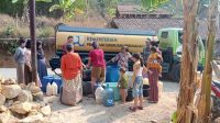 Kedusunan Padaraang Sukaumi Krisis Air Bersih