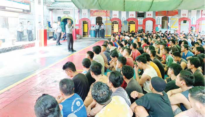 Kepala Lapas Kelas IIB Sukabumi, Gatot Harisaputro