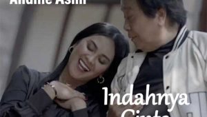 Biduan Cantik Asal Kota Sukabumi Digaet Pedangdut Kondang Mansyur S
