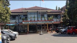 Di SMKN 7 Bandung Siswa Harus Bayar Uang Pengambilan Sumpah dan Sertifikat, Segini Besarannya