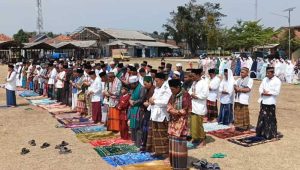 Masyarakat Cikangkung Ciracap Sukabumi Salat Istisqo, Lama Tak Kunjung Turun Hujan
