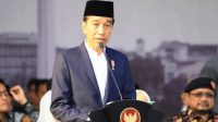 Presiden RI Joko Widodo memberi sambutan pada Apel peringatan Hari Santri 2023 di Surabaya, Jawa Timur, yang disaksikan melalui akun YouTube Sekretariat Presiden, Minggu (22/10/2023). (PBNU).