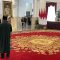 Presiden Joko Widodo melantik Menteri Pertanian Andi Amran Sulaiman di Istana Negara, Jakarta, pada Rabu (25/10/2023). (Yashinta Difa)