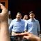 Bakal pasangan capres dan cawapres Prabowo Subianto-Gibran Rakabuming Raka kompak mengenakan atasan serba biru menyapa awak media di luar kediaman Prabowo di Jalan Kertanegara No. 4, Jakarta Selatan, Jakarta, Rabu (25/10/2023). (Genta Tenri Mawangi)
