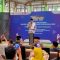 Menparekraf Sandiaga Uno saat memberikan sambutan resmi di Ponpes Babakan Ciwaringin, Cirebon, Jawa Barat, Minggu (8/10/2023). (Fathnur Rohman)