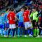 Pemain Spanyol Alvaro Morata berbicara dengan wasit Tobias Stieler setelah golnya dianulir melalui VAR saat pertandingan kualiikasi Grup A Euro 2024 kontra Norwegia di Ullevaal Stadion, Oslo, Norwegia, pada 15 Oktober 2023.  (REUTERS)