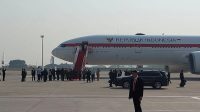 Presiden Joko Widodo bertolak menuju Beijing dan Riyadh menggunakan Pesawat Kepresidenan di Lapangan Udara VVIP Terminal 3, Bandara Soekarno-Hatta, Tangerang, Banten, Senin (16/10/2023). (Andi Firdaus)