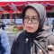 Ketua KPU Jawa Barat Ummi Wahyuni saat memberikan keterangan usai apel gelar pasukan Operasi Mantap Brata Lodaya 2023 di depan Gedung Sate Bandung, Jawa Barat, Selasa (17/10/2023). (Ricky Prayoga)
