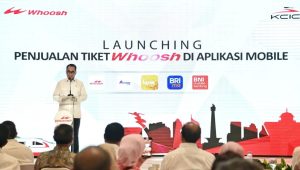 Menhub Budi : Aplikasi Mobile Permudah Masyarakat Pesan Tiket Kereta Cepat