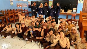 Mahasiswa SV IPB University Edukasi Seputar Unggas ke SDN Cibeurem Hilir 1 Kota Sukabumi