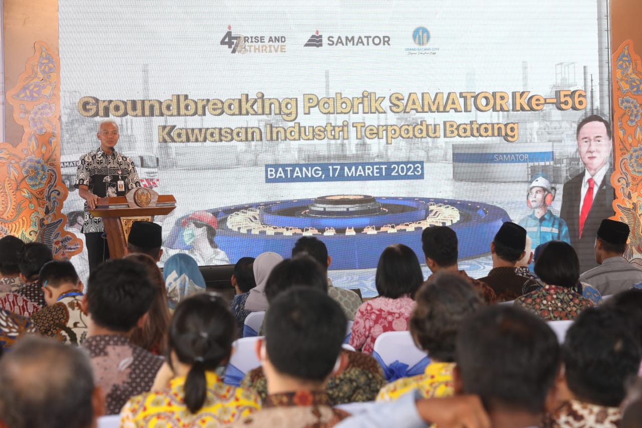 PMDN: Ganjar Pranowo menghadiri acara groundbreaking air separation plant (APS) pabrik Samator ke-56 di Kawasan Industri Terpadu Batang, Jumat (17/3). (Foto : Humas Pemprov Jateng)