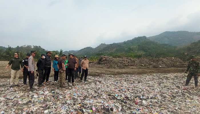 Pantai-cibutun-loji-sukabumi