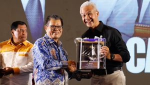 Ganjar Pranowo Hadir di Sarasehan Ikatan Alumni UNM