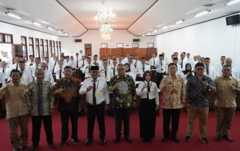 Sebanyak 71 Kepala Desa (Kades) di Kabupaten Sukabumi resmi dilantik Bupati Sukabumi pada Minggu 12 November 2023.