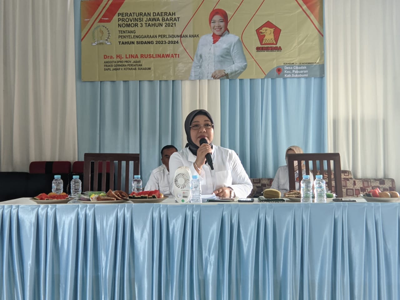 Anggota DPRD Jawa Barat dari Fraksi Gerindra Lina Ruslinawati mengatakan bahwa adanya kasih sayang orang adalah kunci dalam mendidik anak