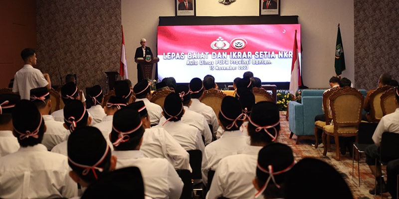 Acara pelepasan baiat dan berikrar setia kepada NKRI bagi 107 orang mantan anggota JI dan JAD yang ada di Provinsi Banten, di lantai 7 Gedung PUPR Banten, Rabu (15/11)/Istimewa